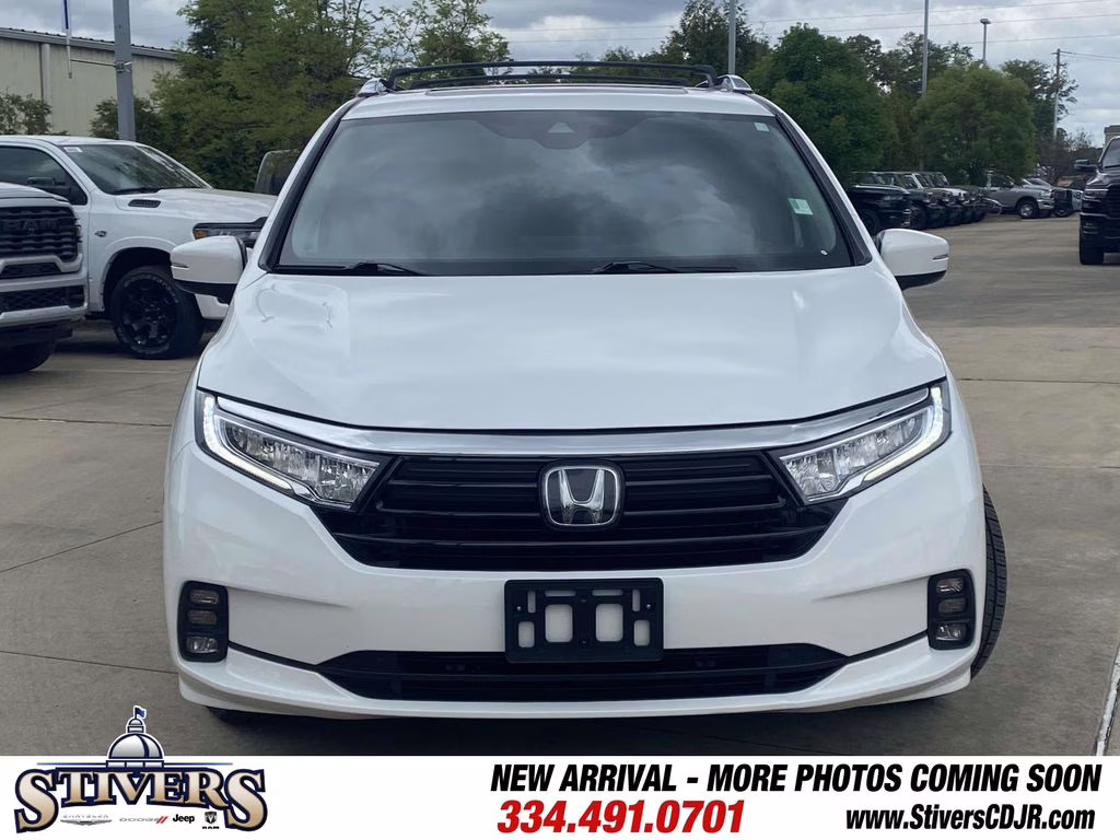 2022 Platinum White Pearl Honda Odyssey EX-L FWD Van