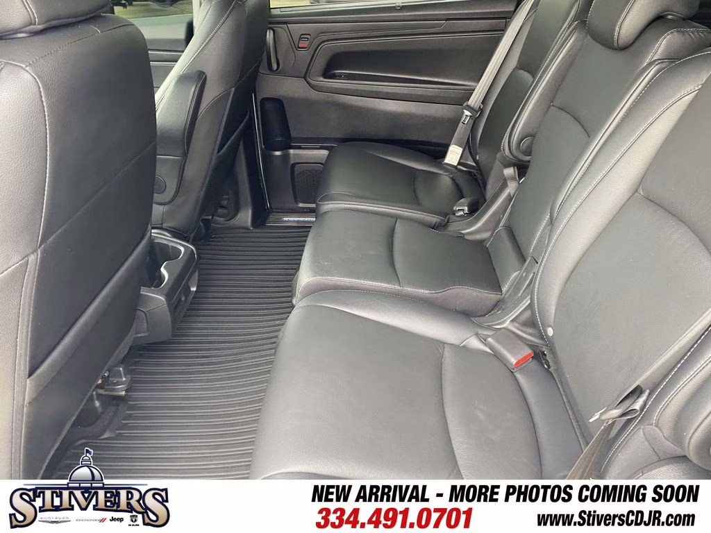 2022 Platinum White Pearl Honda Odyssey EX-L FWD Van