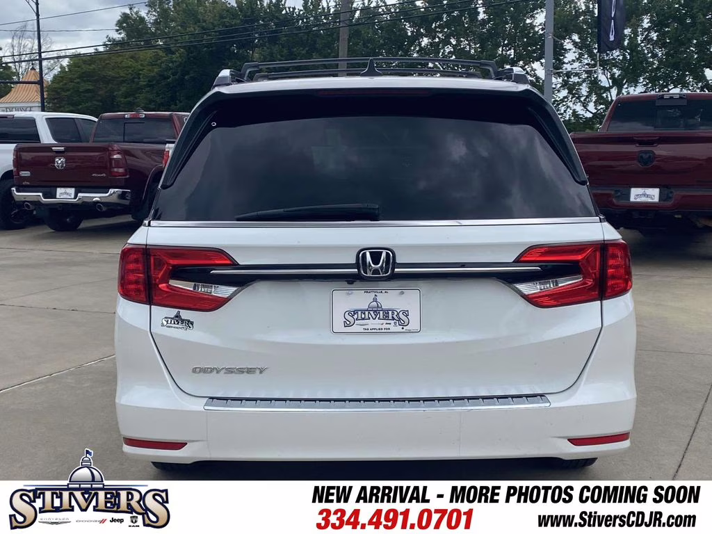 2022 Platinum White Pearl Honda Odyssey EX-L FWD Van