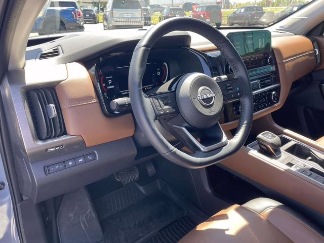 2024 Boulder Gray Pearl Nissan Pathfinder Platinum FWD SUV