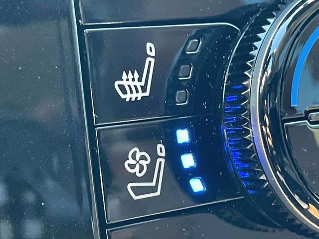 2024 Boulder Gray Pearl Nissan Pathfinder Platinum FWD SUV