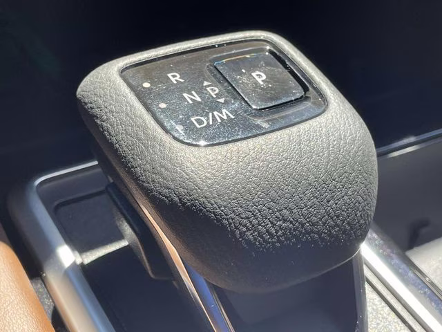 2024 Boulder Gray Pearl Nissan Pathfinder Platinum FWD SUV