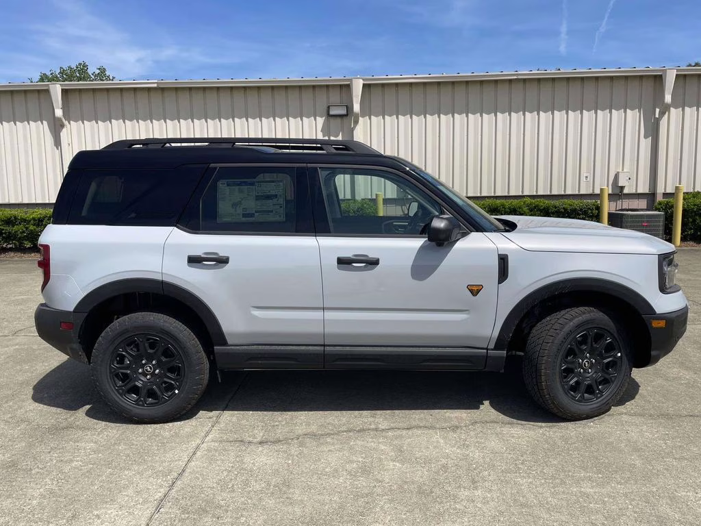 2026 White Ford Bronco Sport Badlands 4X4 SUV