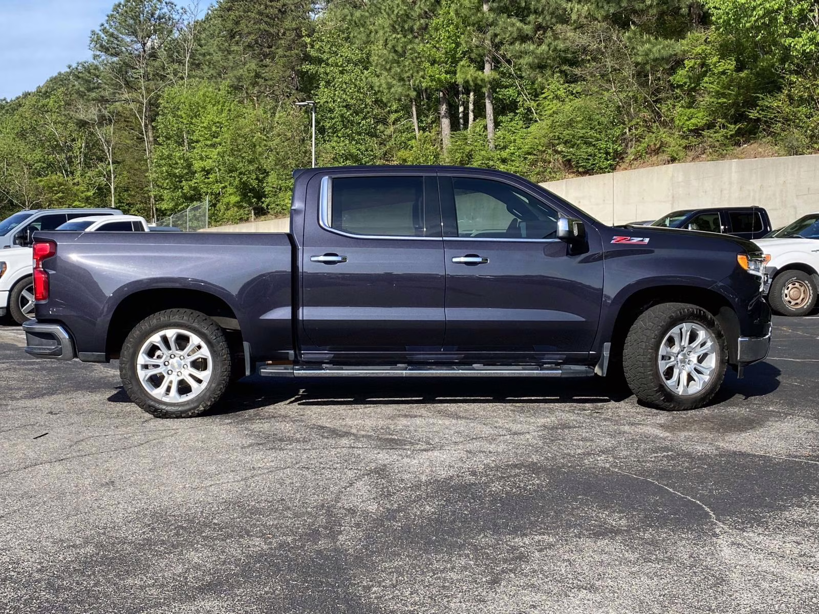 2022 Dark Ash Metallic Chevrolet Silverado 1500 LTZ 4X4 Truck