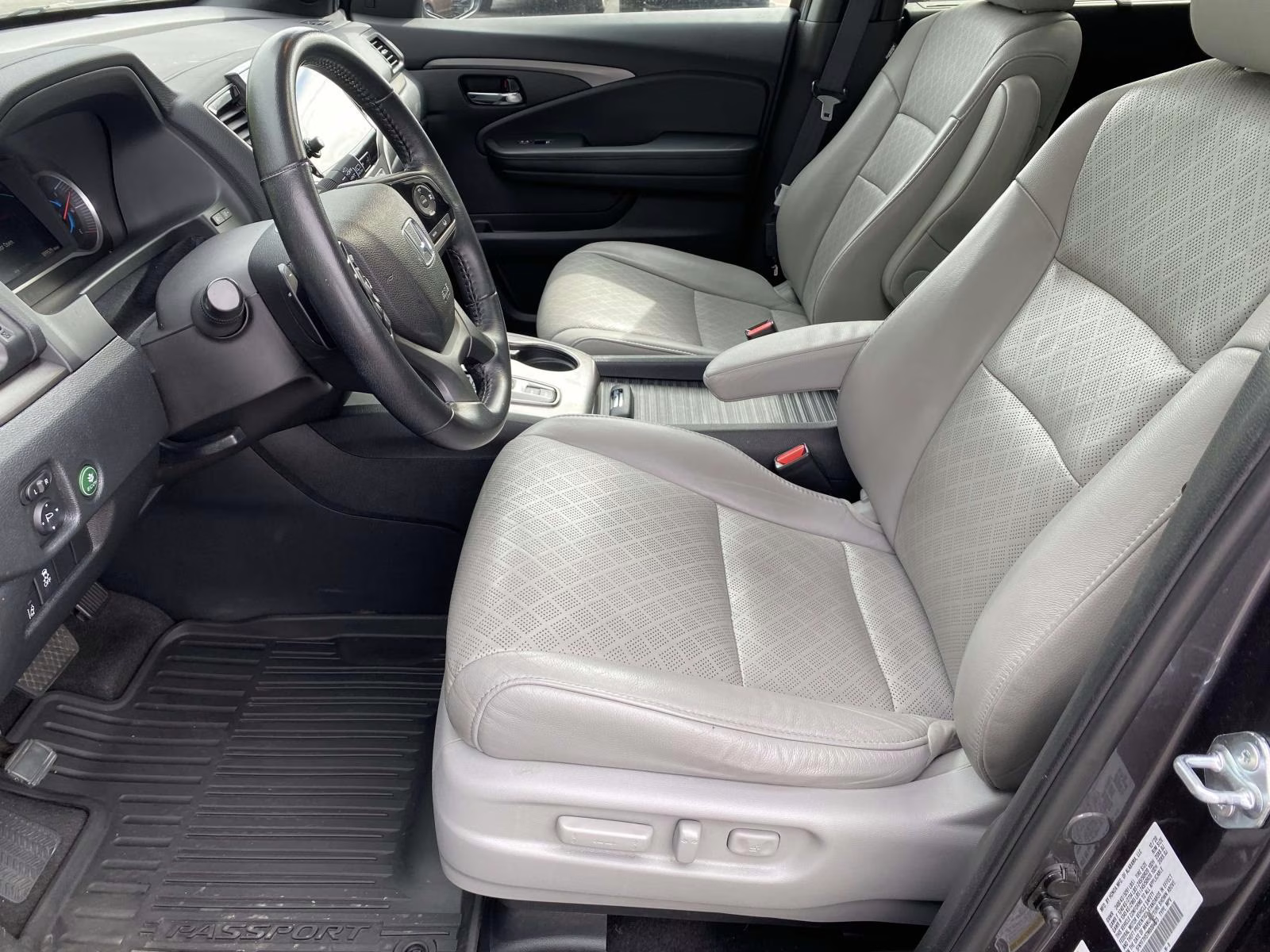 2021 Modern Steel Metallic Honda Passport EX-L FWD SUV