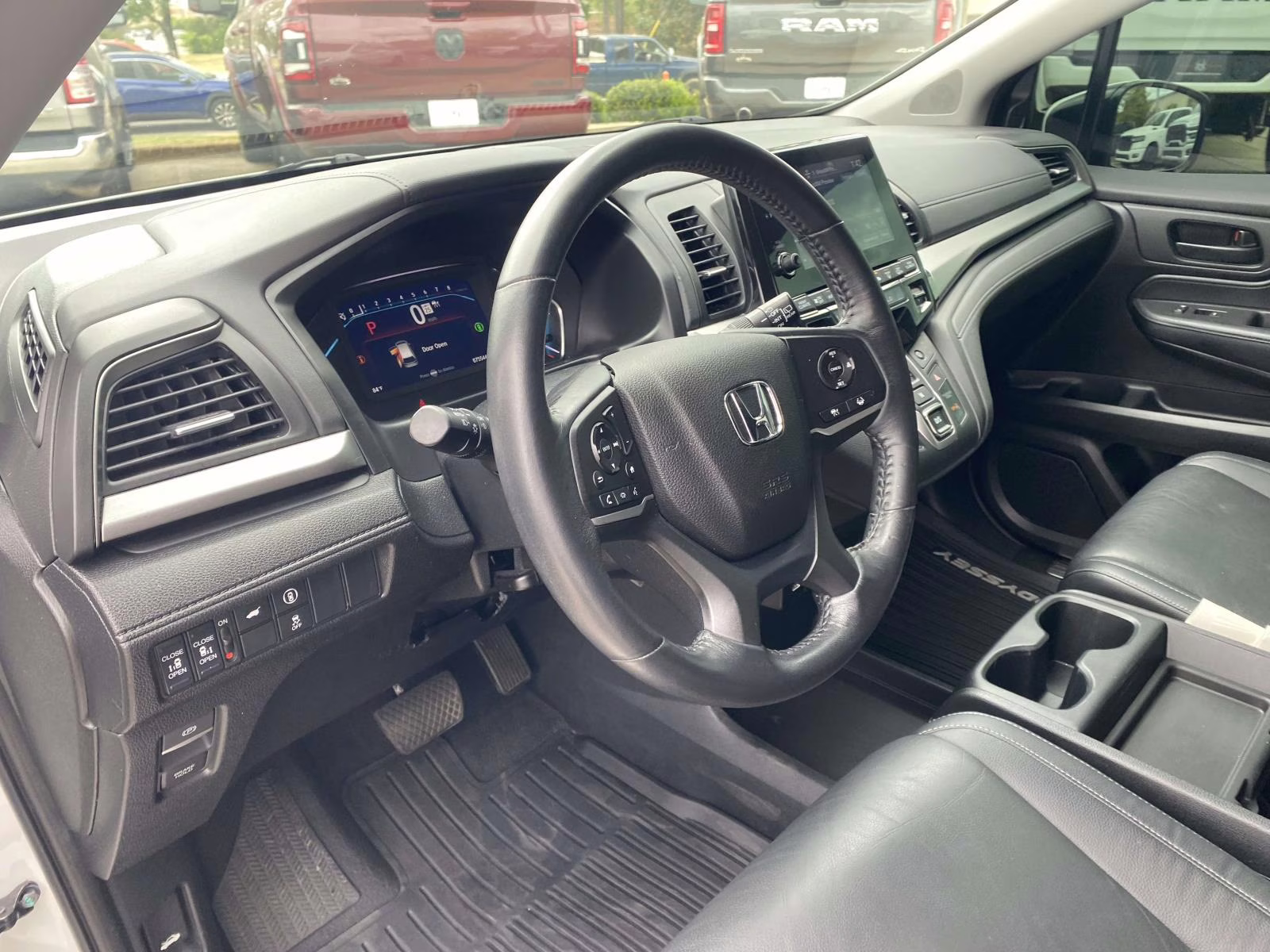 2022 Platinum White Pearl Honda Odyssey EX-L FWD Van