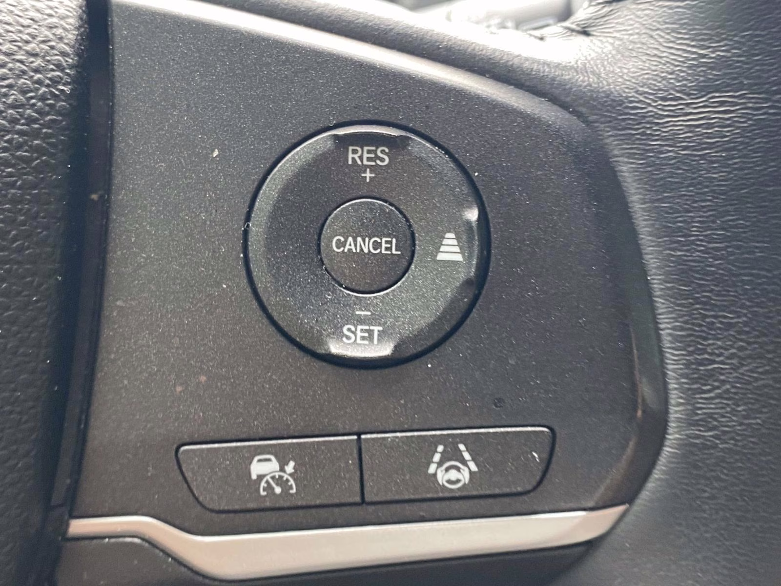 2022 Platinum White Pearl Honda Odyssey EX-L FWD Van