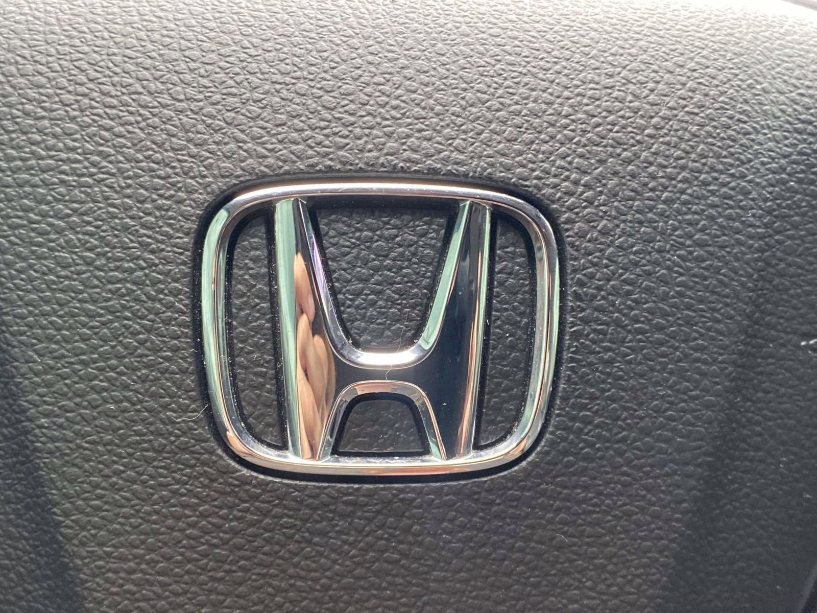 2022 Platinum White Pearl Honda Odyssey EX-L FWD Van