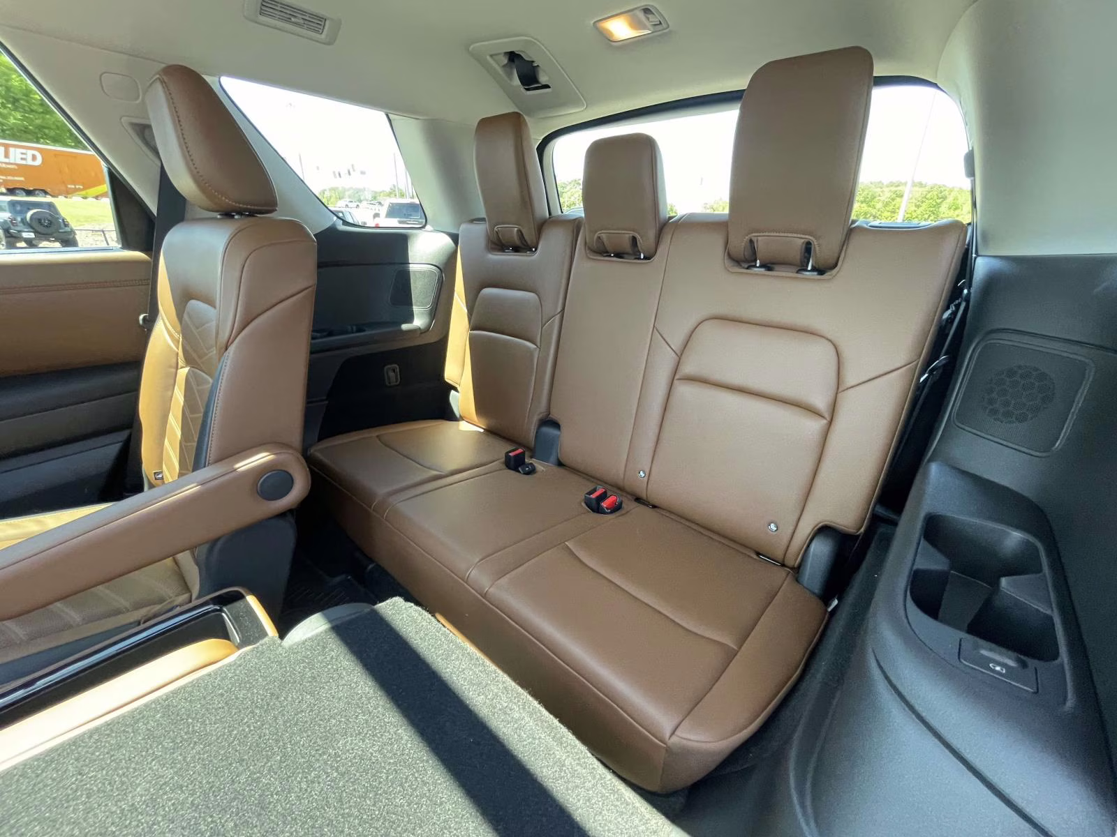 2024 Boulder Gray Pearl Nissan Pathfinder Platinum FWD SUV