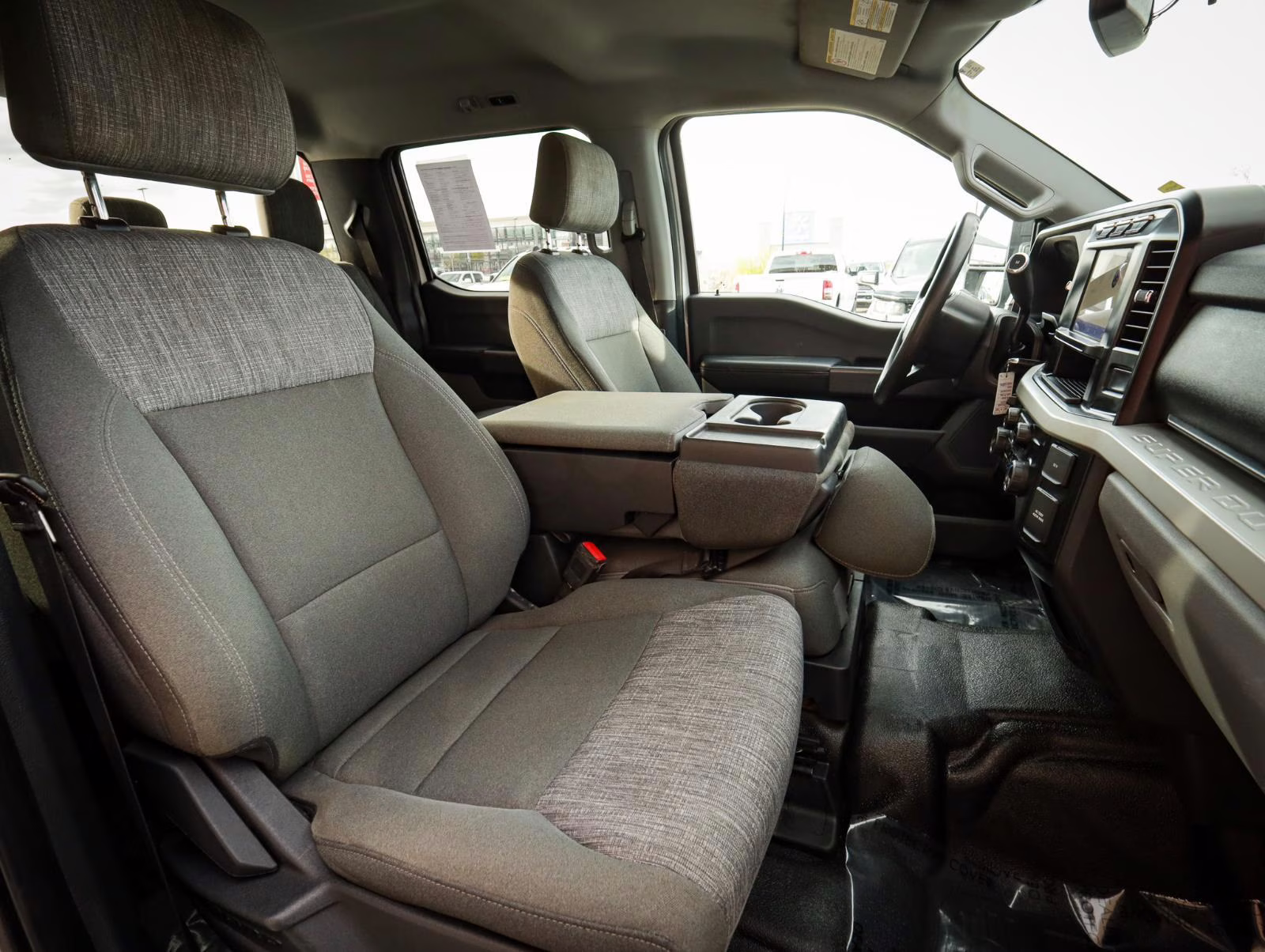 2023 Oxford White Ford Super Duty F-350 SRW XLT 4X4 Truck