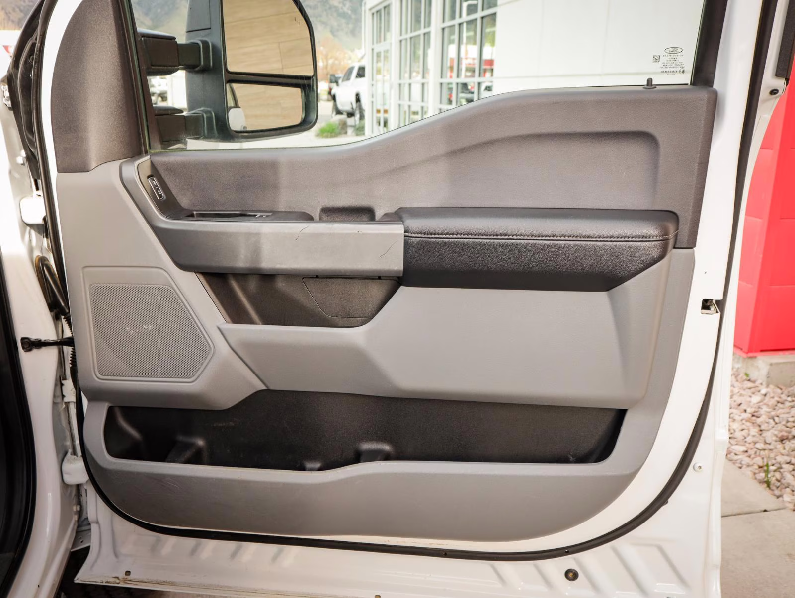 2023 Oxford White Ford Super Duty F-350 SRW XLT 4X4 Truck