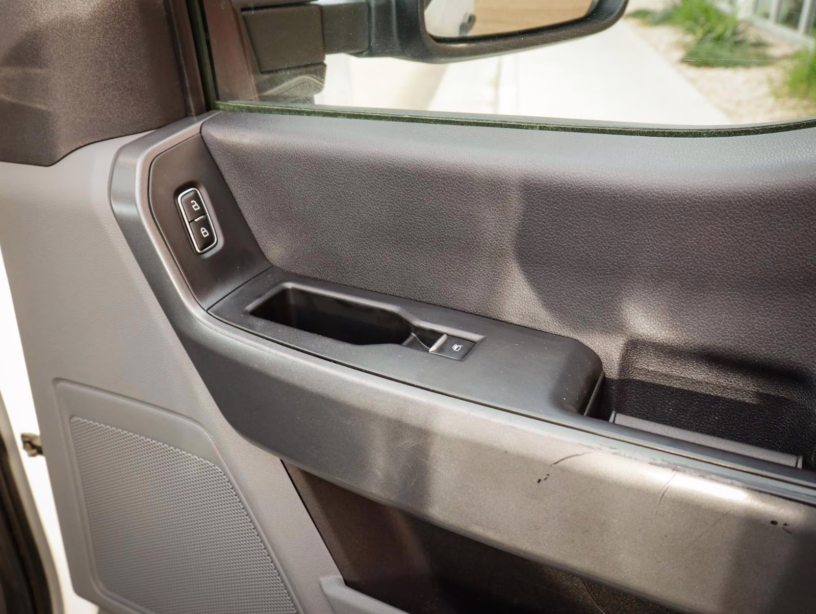 2023 Oxford White Ford Super Duty F-350 SRW XLT 4X4 Truck