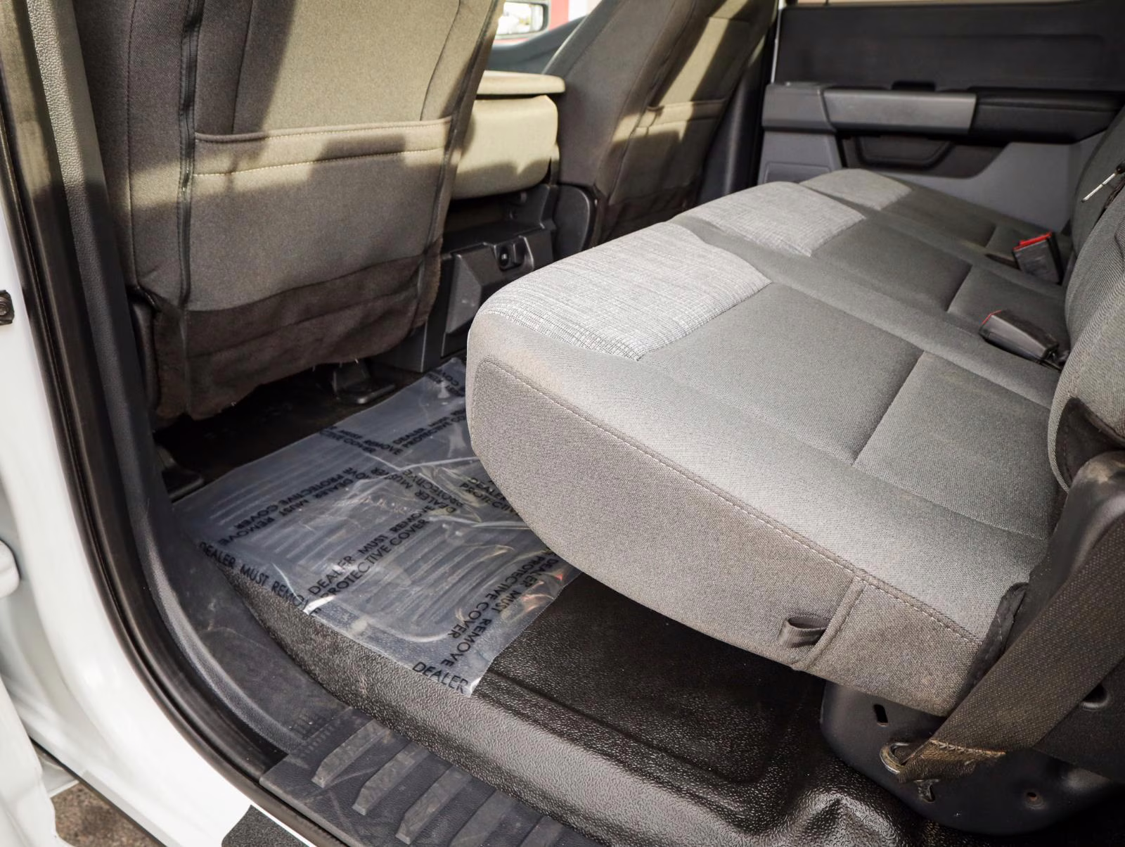 2023 Oxford White Ford Super Duty F-350 SRW XLT 4X4 Truck