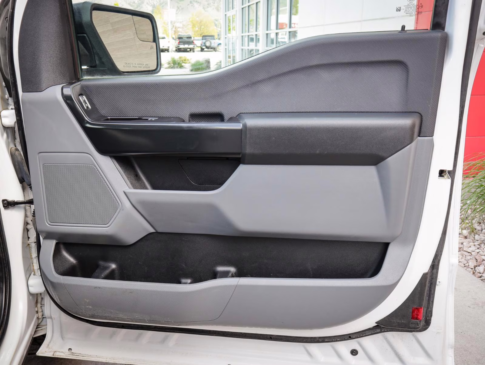 2021 Oxford White Ford F-150 XL 4X4 Truck