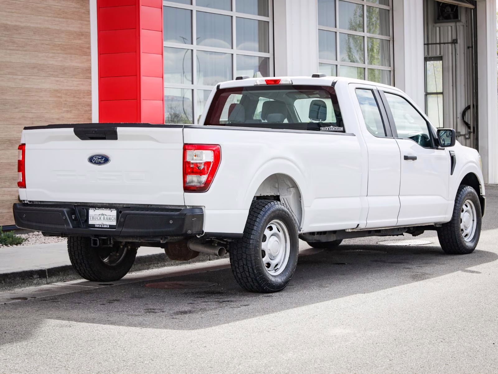 2021 Oxford White Ford F-150 XL 4X4 Truck