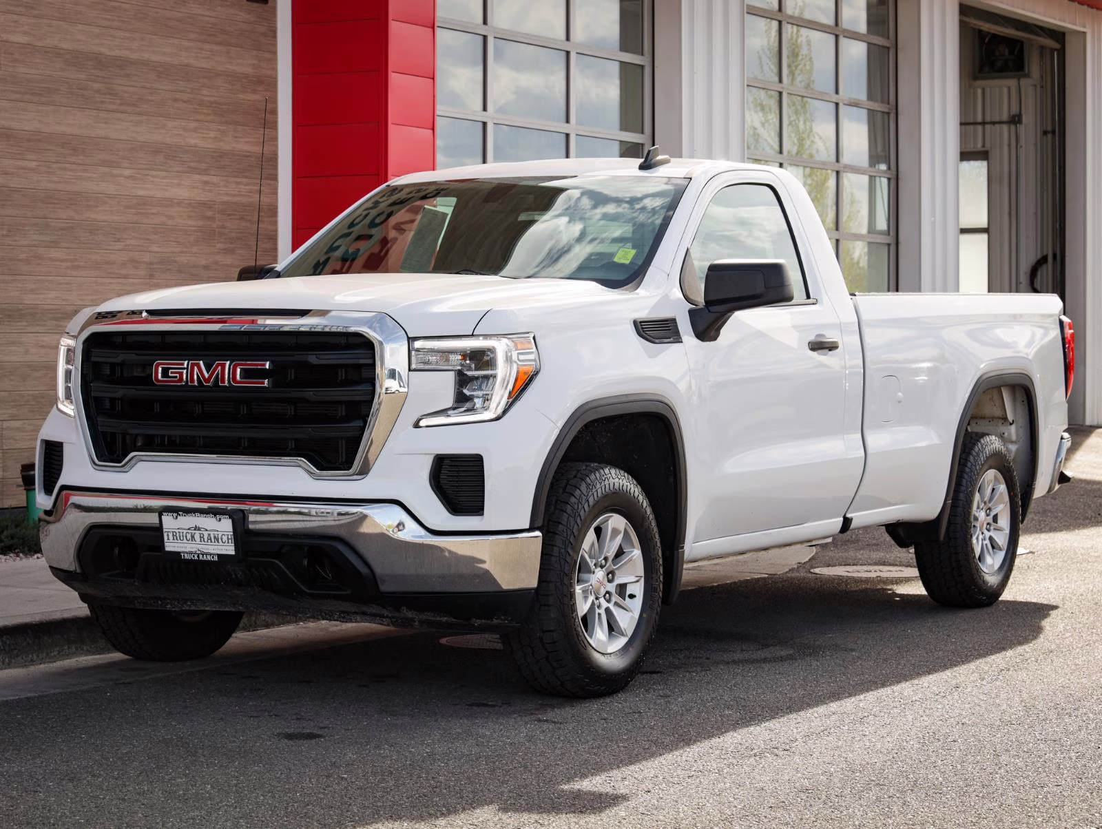 2021 Summit White GMC Sierra 1500 4WD Reg Cab 140 4X4 Truck