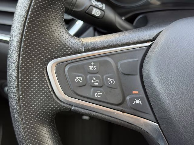 2023 Summit White Chevrolet Equinox LT FWD SUV