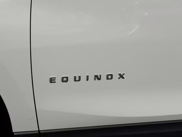 2023 Summit White Chevrolet Equinox LT FWD SUV