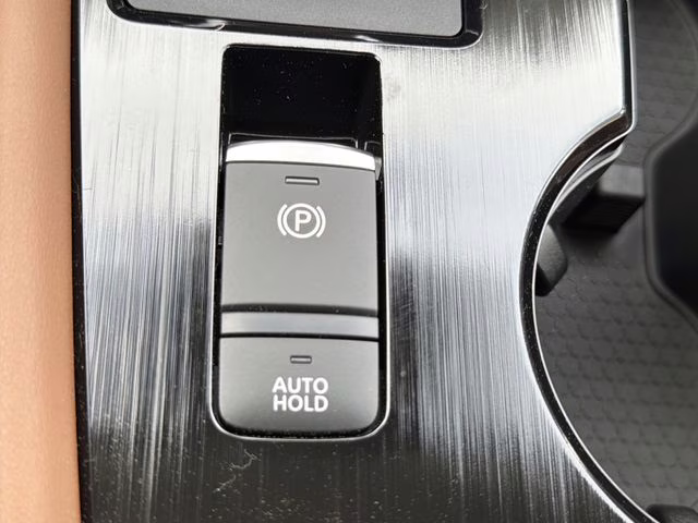 2026 Everest White Pearl/Super Black Nissan Rogue Platinum AWD SUV