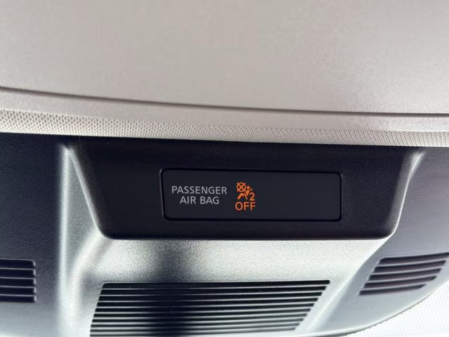 2026 Everest White Pearl/Super Black Nissan Rogue Platinum AWD SUV