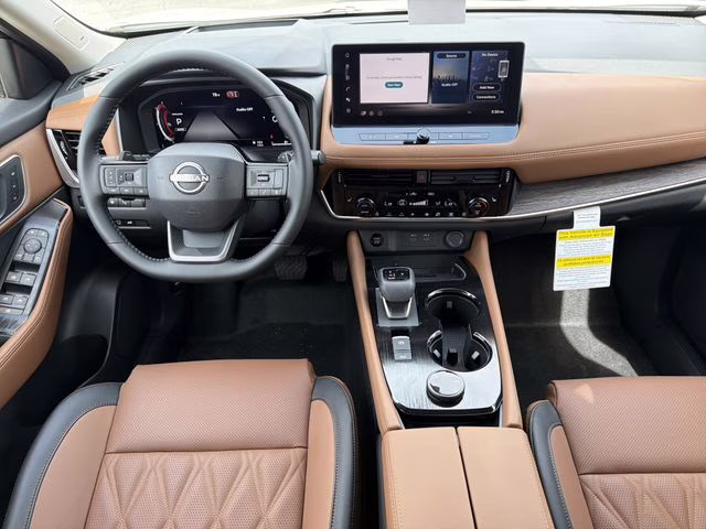 2026 Everest White Pearl/Super Black Nissan Rogue Platinum AWD SUV