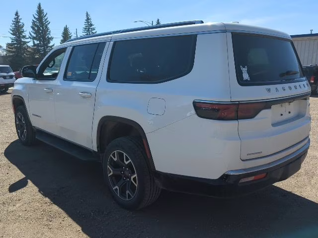 2023 Bright White Clearcoat Jeep Wagoneer L Series III 4X4 SUV