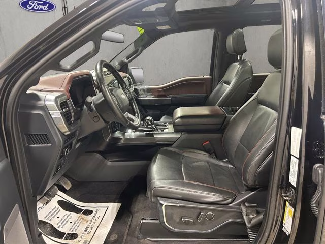 2023 Agate Black Metallic Ford F-150 Lariat 4X4 Truck