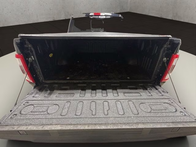 2023 Agate Black Metallic Ford F-150 Lariat 4X4 Truck