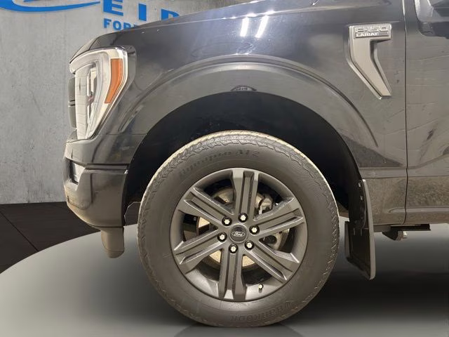 2023 Agate Black Metallic Ford F-150 Lariat 4X4 Truck