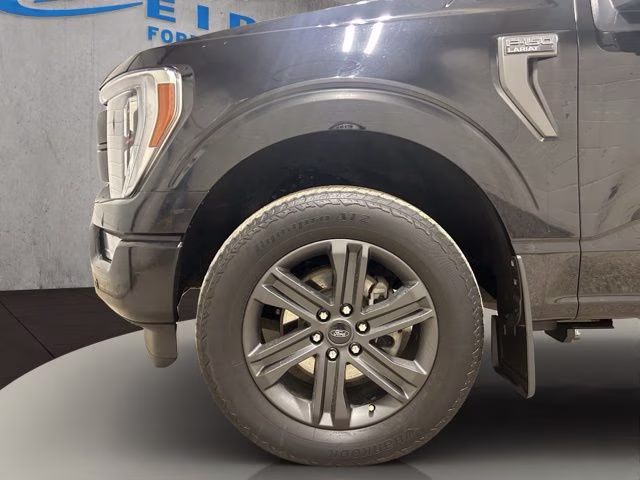 2023 Agate Black Metallic Ford F-150 Lariat 4X4 Truck