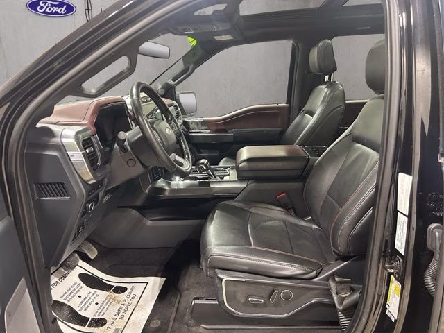 2023 Agate Black Metallic Ford F-150 Lariat 4X4 Truck