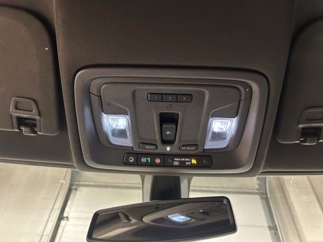 2020 Onyx Black GMC Sierra 1500 SLT 4X4 Truck