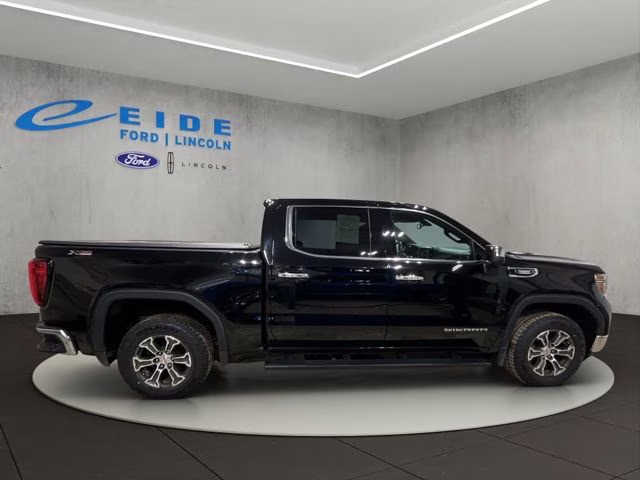 2020 Onyx Black GMC Sierra 1500 SLT 4X4 Truck