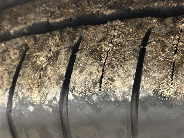 2024 Crystal White Tricoat Cadillac XT6 Sport AWD SUV