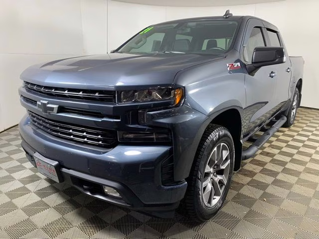 2021 Shadow Gray Metallic Chevrolet Silverado 1500 RST 4X4 Truck