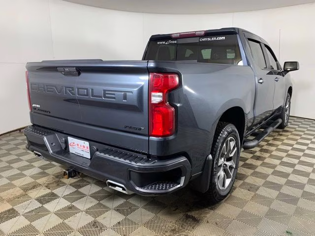 2021 Shadow Gray Metallic Chevrolet Silverado 1500 RST 4X4 Truck