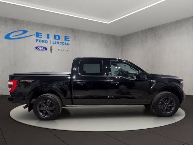 2023 Agate Black Metallic Ford F-150 Lariat 4X4 Truck