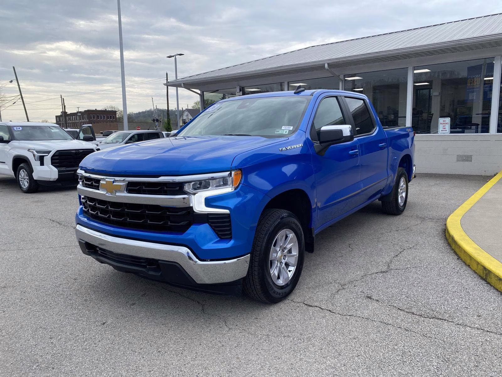 2026 Riptide Blue Metallic Chevrolet Silverado 1500 LT 4X4 Truck