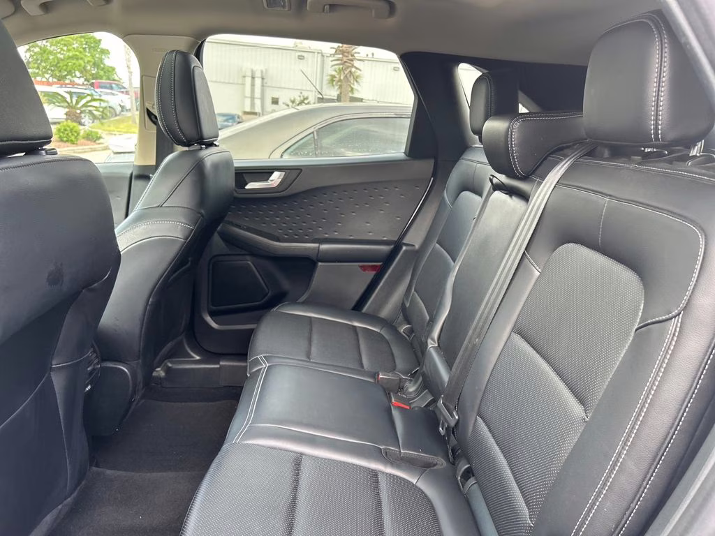 2020 Oxford White Ford Escape SEL AWD SUV