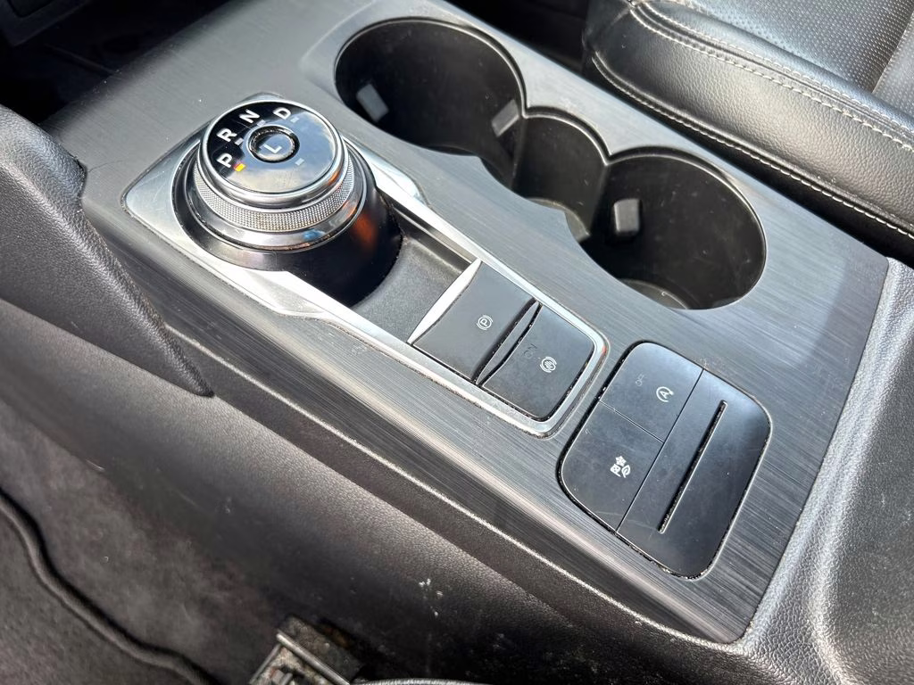 2020 Oxford White Ford Escape SEL AWD SUV