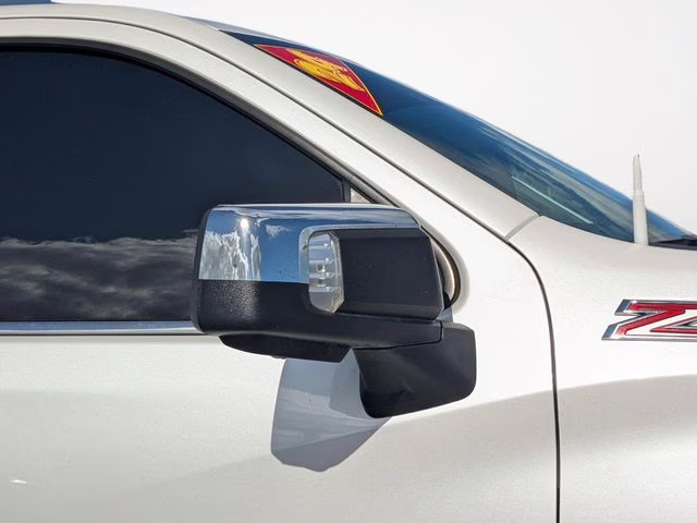 2024 Iridescent Pearl Tricoat Chevrolet Silverado 1500 LTZ 4X4 Truck