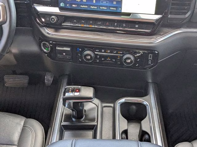 2024 Iridescent Pearl Tricoat Chevrolet Silverado 1500 LTZ 4X4 Truck