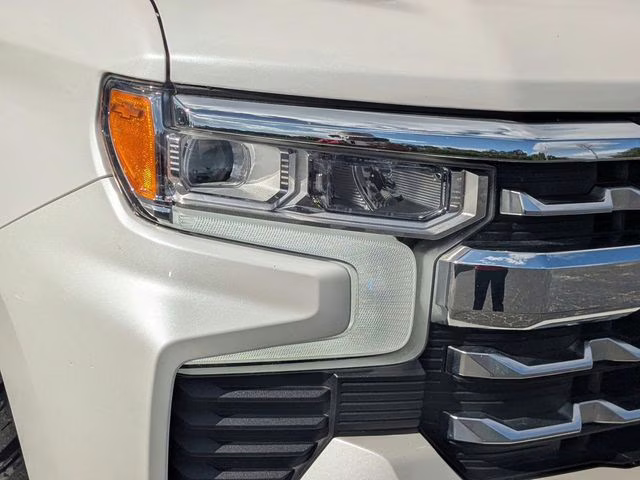 2024 Iridescent Pearl Tricoat Chevrolet Silverado 1500 LTZ 4X4 Truck