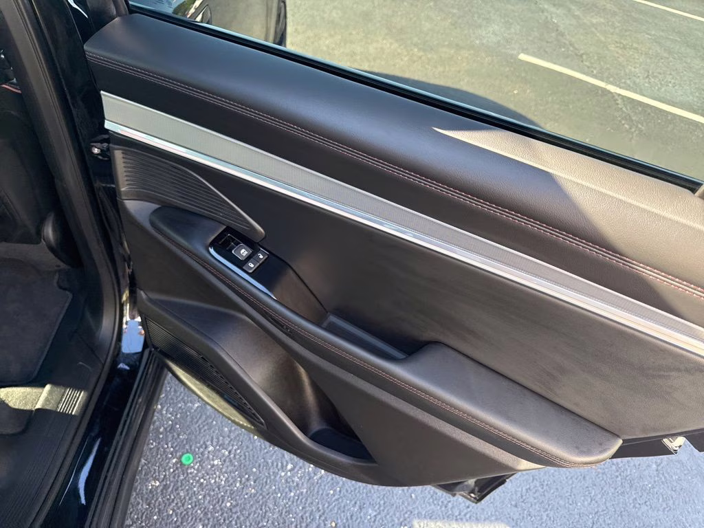 2024 Diamond Black Crystal Pearlcoat Jeep Wagoneer S Launch Edition 4X4 SUV