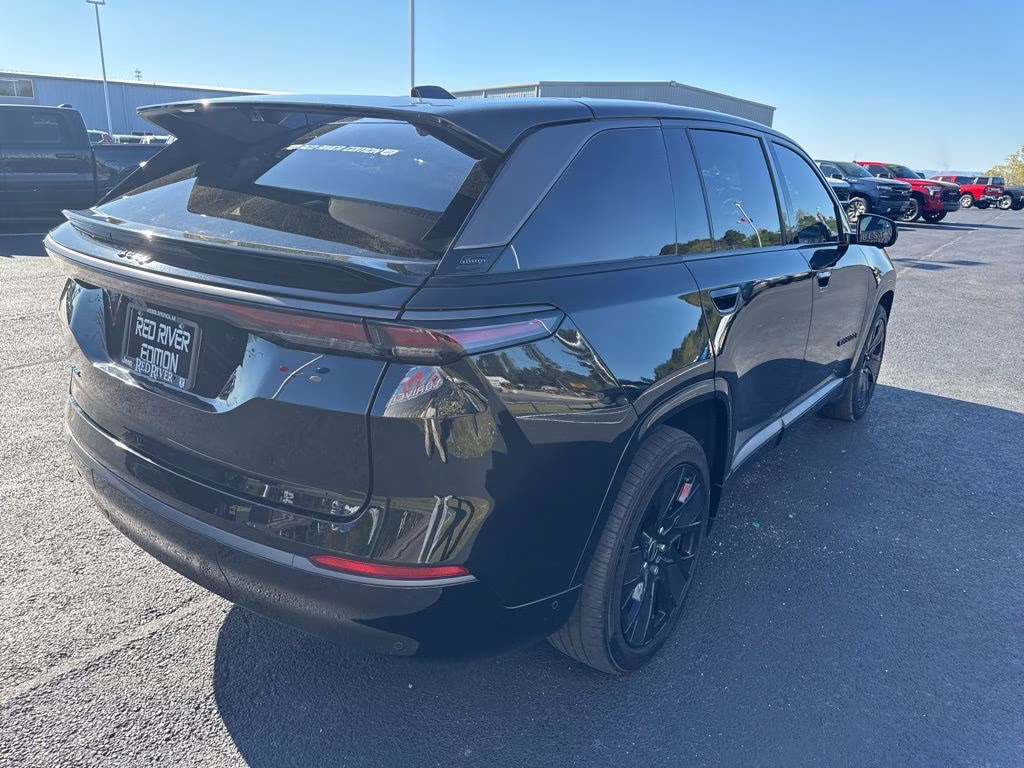 2024 Diamond Black Crystal Pearlcoat Jeep Wagoneer S Launch Edition 4X4 SUV