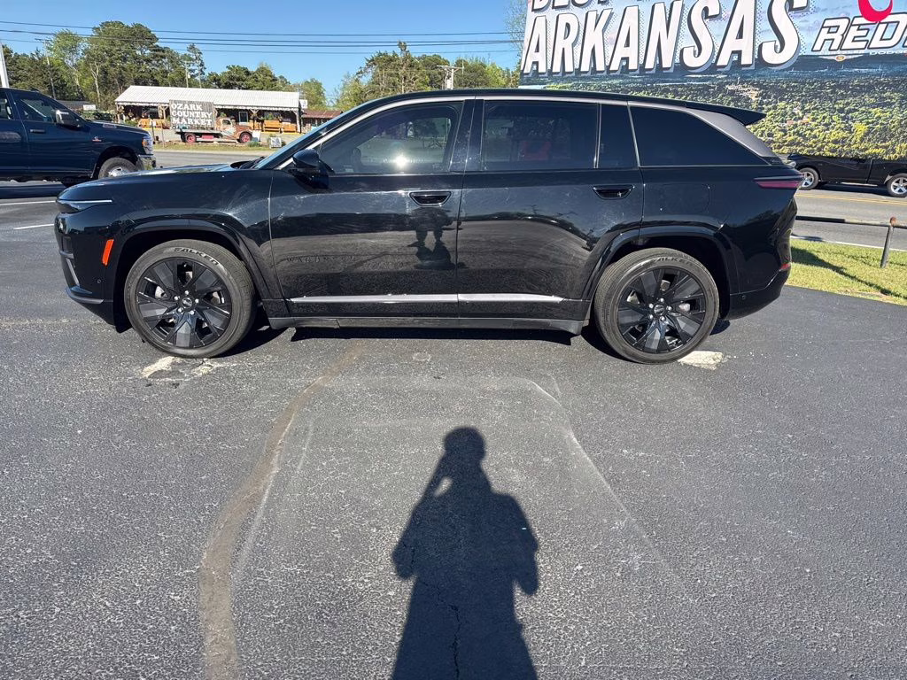 2024 Diamond Black Crystal Pearlcoat Jeep Wagoneer S Launch Edition 4X4 SUV