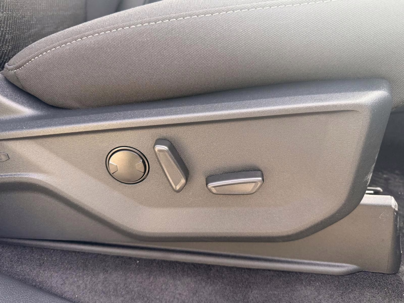 2026 Oxford White Ford F-150 XLT 4X4 Truck