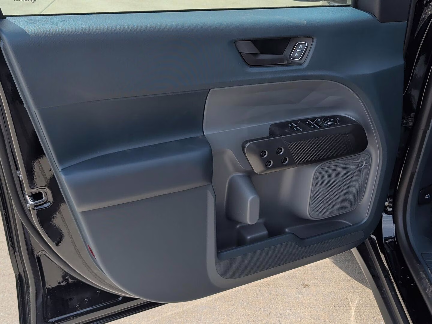 2026 Shadow Black Ford Maverick XLT AWD Truck