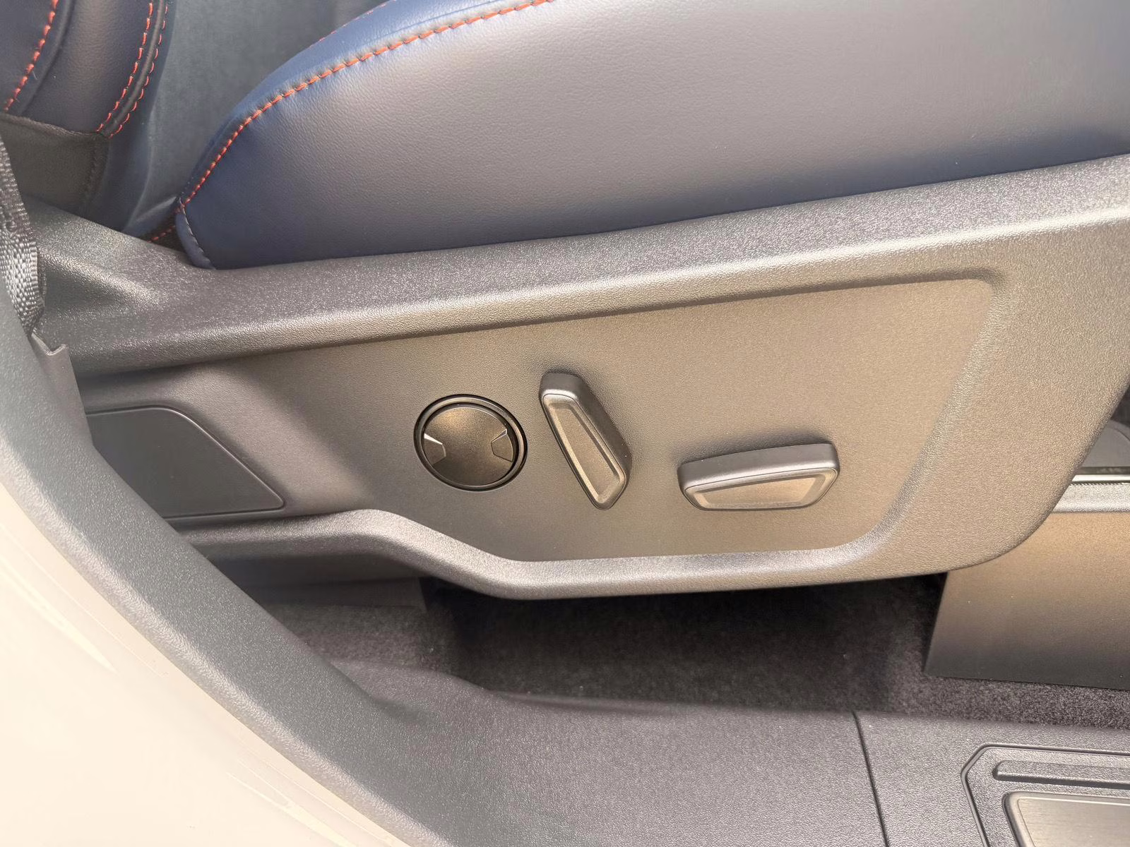 2026 Avalanche Gray Ford Bronco Raptor 4X4 SUV