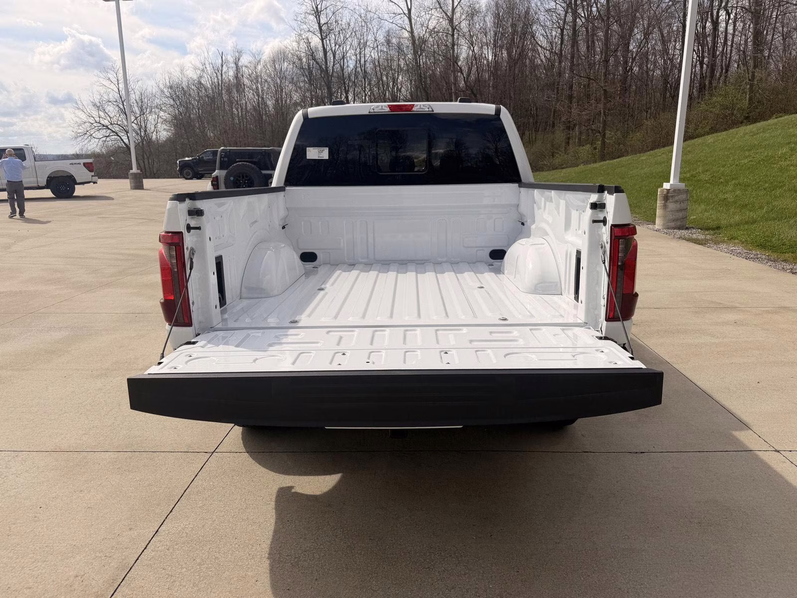 2026 Oxford White Ford F-150 XLT 4X4 Truck